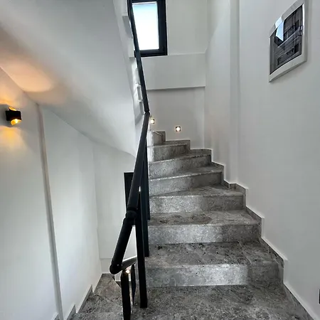 Villa Luxury Villa In Oeluedeniz *
